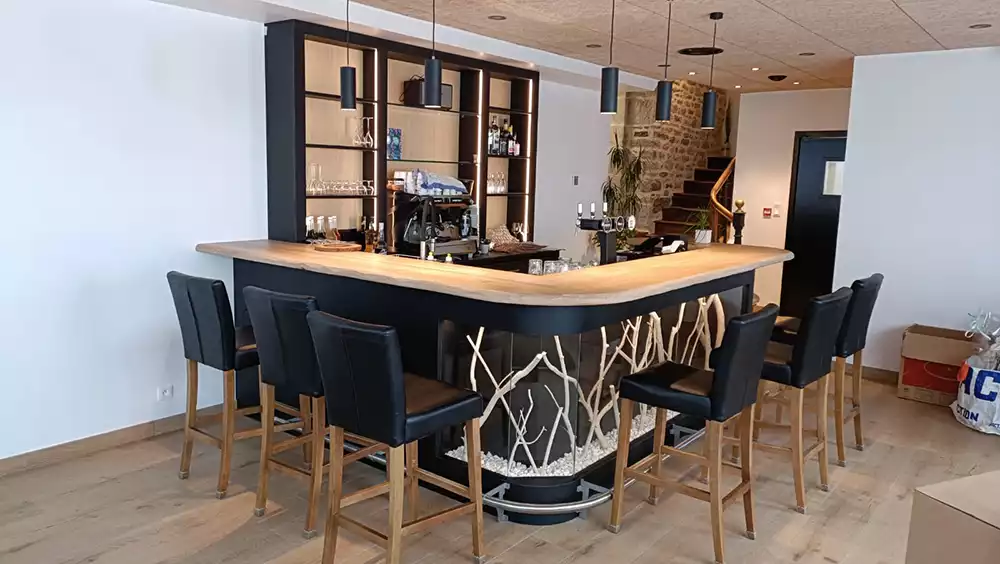 Restaurant Le Guemene sur Scorff realisations Art Bois Concept min